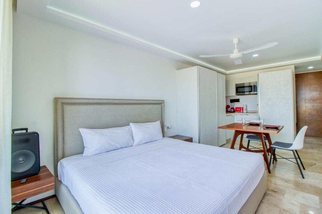 Отель One Paralia 405 Плая-дель-Кармен Экстерьер фото