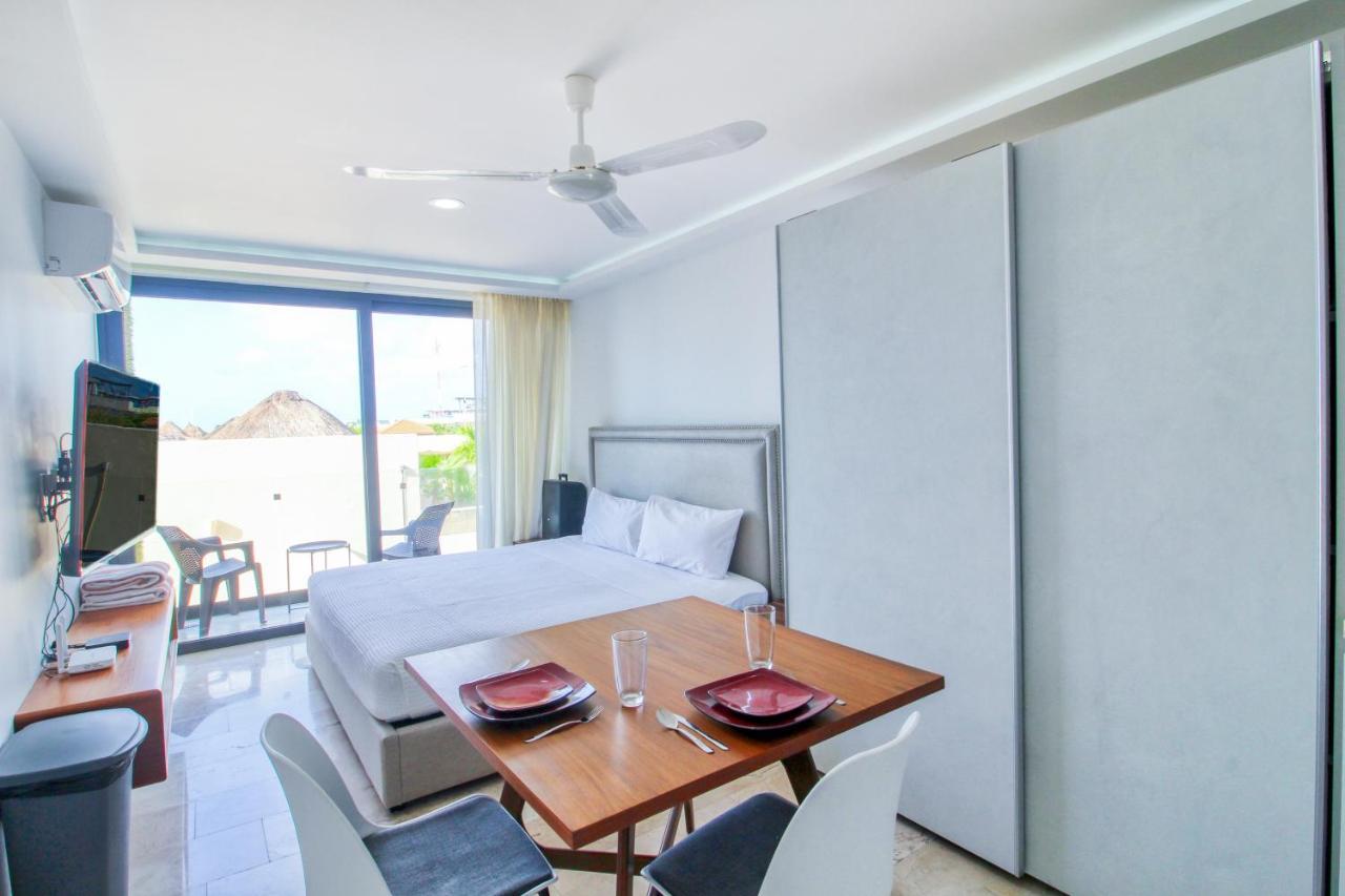 Отель One Paralia 405 Плая-дель-Кармен Экстерьер фото
